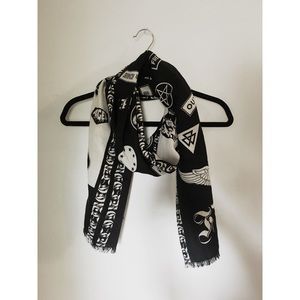 Aritzia Wilfred Free Printed Scarf