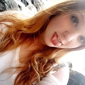 Meet your Posher, Rhiannon