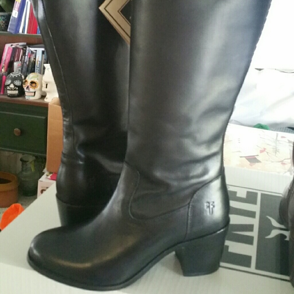 Frye Malorie Button High Boot Black