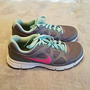 Nike Womens Revolution 2 Grey/ Blue/ Pink