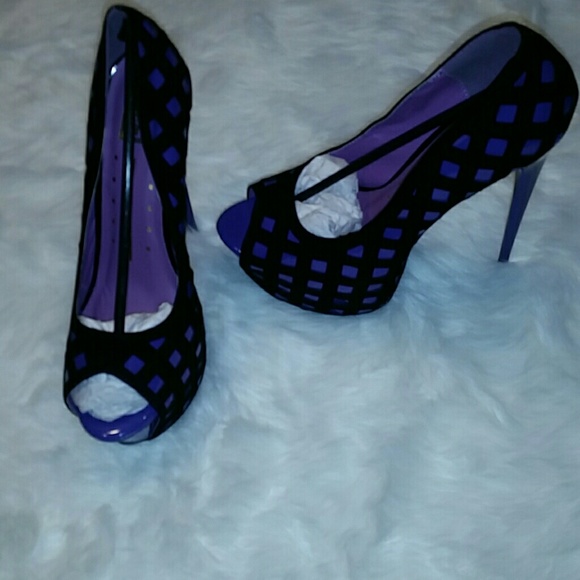 Peep Toe|Pumps - Picture 2 of 3