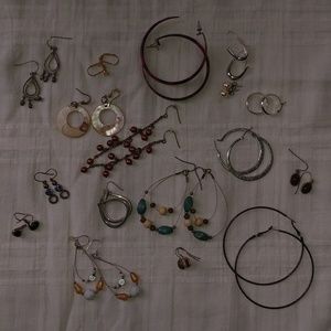 Lot of Earrings