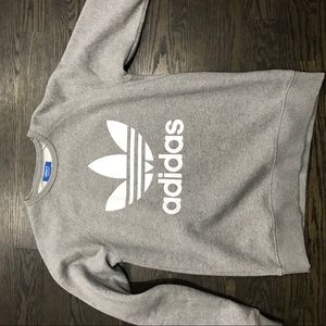 adidas crew neck sweater size M