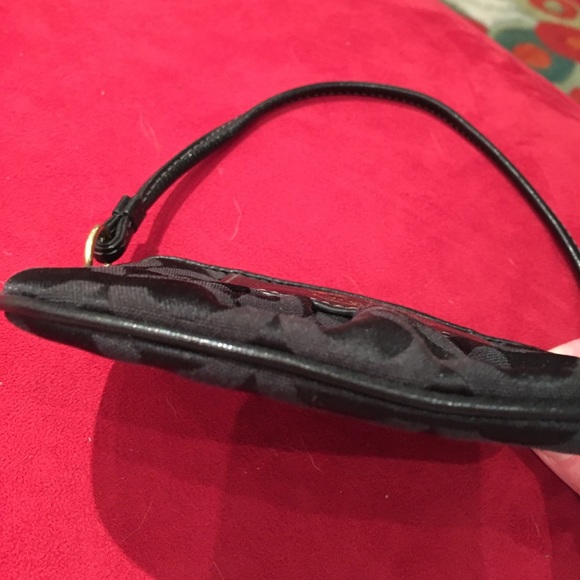 Coach wristlet - Picture 4 of 4