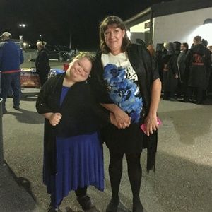 Meet your Posher, Ellen