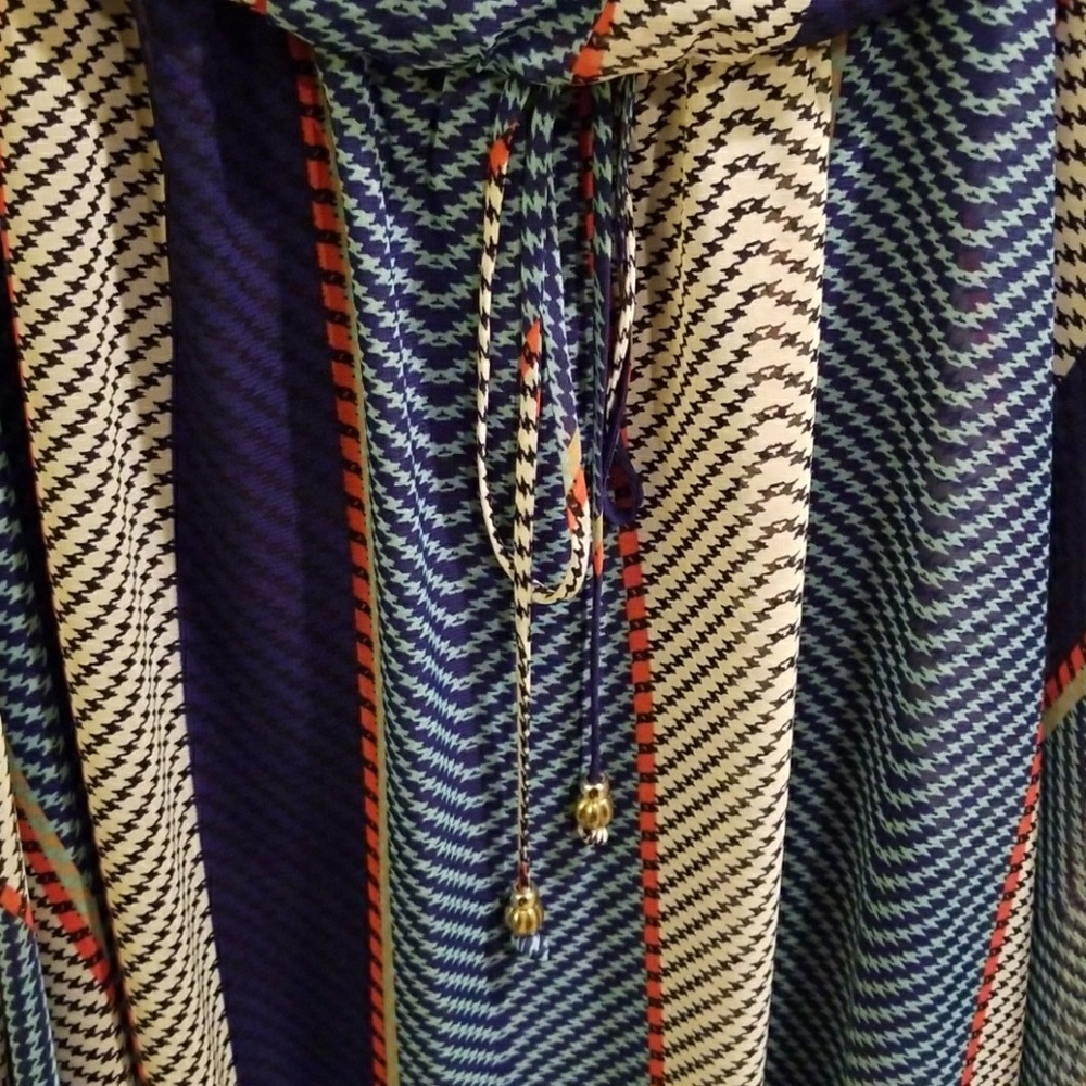 Patterned dress - Picture 3 of 5