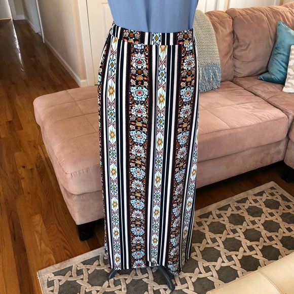 NWT Size M & L bohemian maxi skirt - Picture 2 of 8