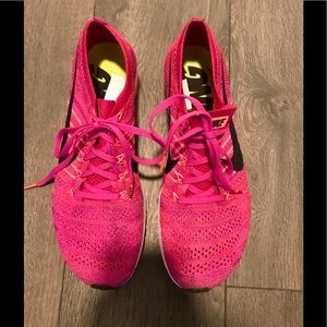 New- Nike Zoom Flyknit Streak 6 Running Shoes