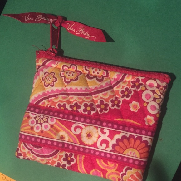 Vera Bradley brand new change purse - Picture 1 of 3