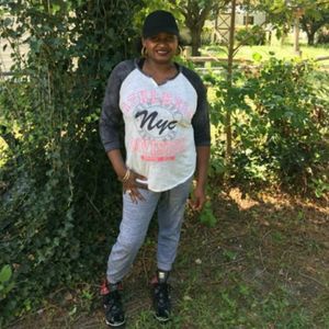 Meet your Posher, Loranda