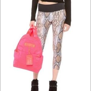 Prismsport Python Capri leggings