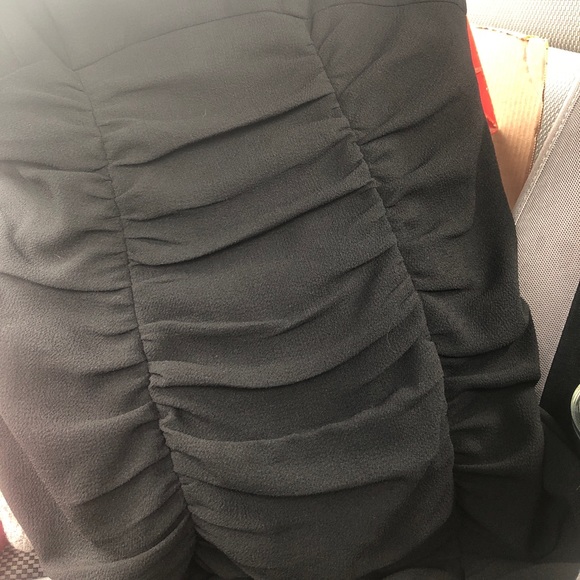 Nanette Lepore ruched black dress - Picture 4 of 6