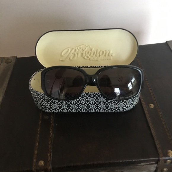 Brighton Accessories - Brighton sunglasses