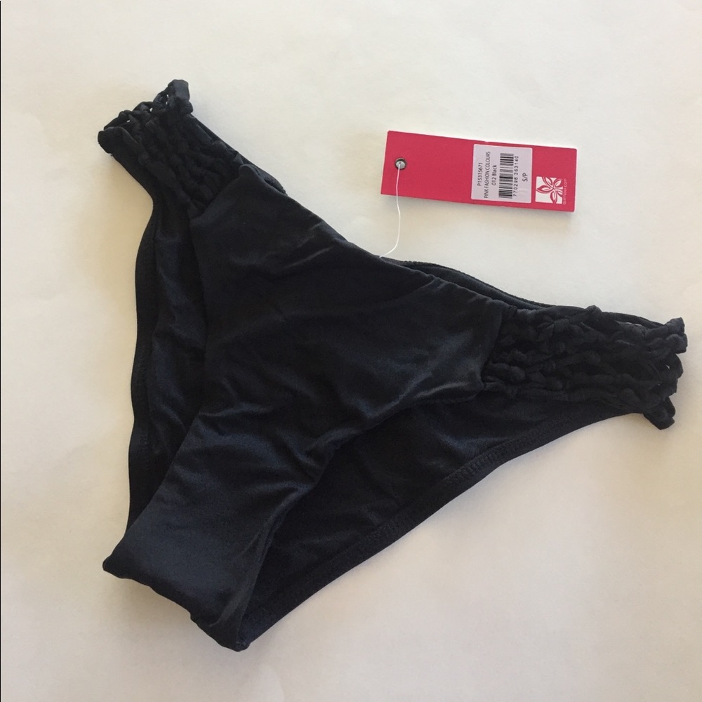 Quintsoul black macrame side bikini bottoms