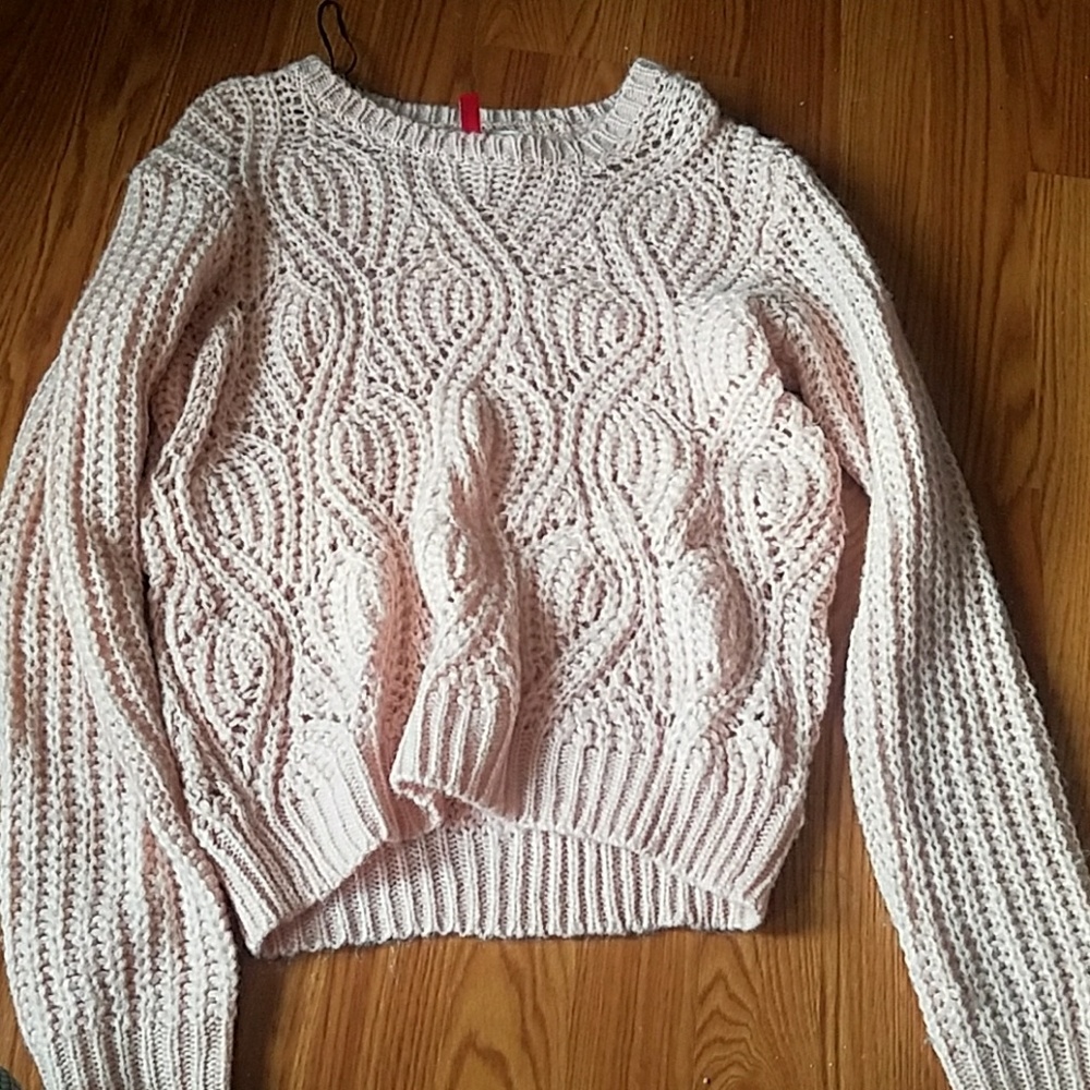 pink sweater