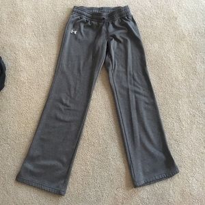 Semi fitted UA sweatpants