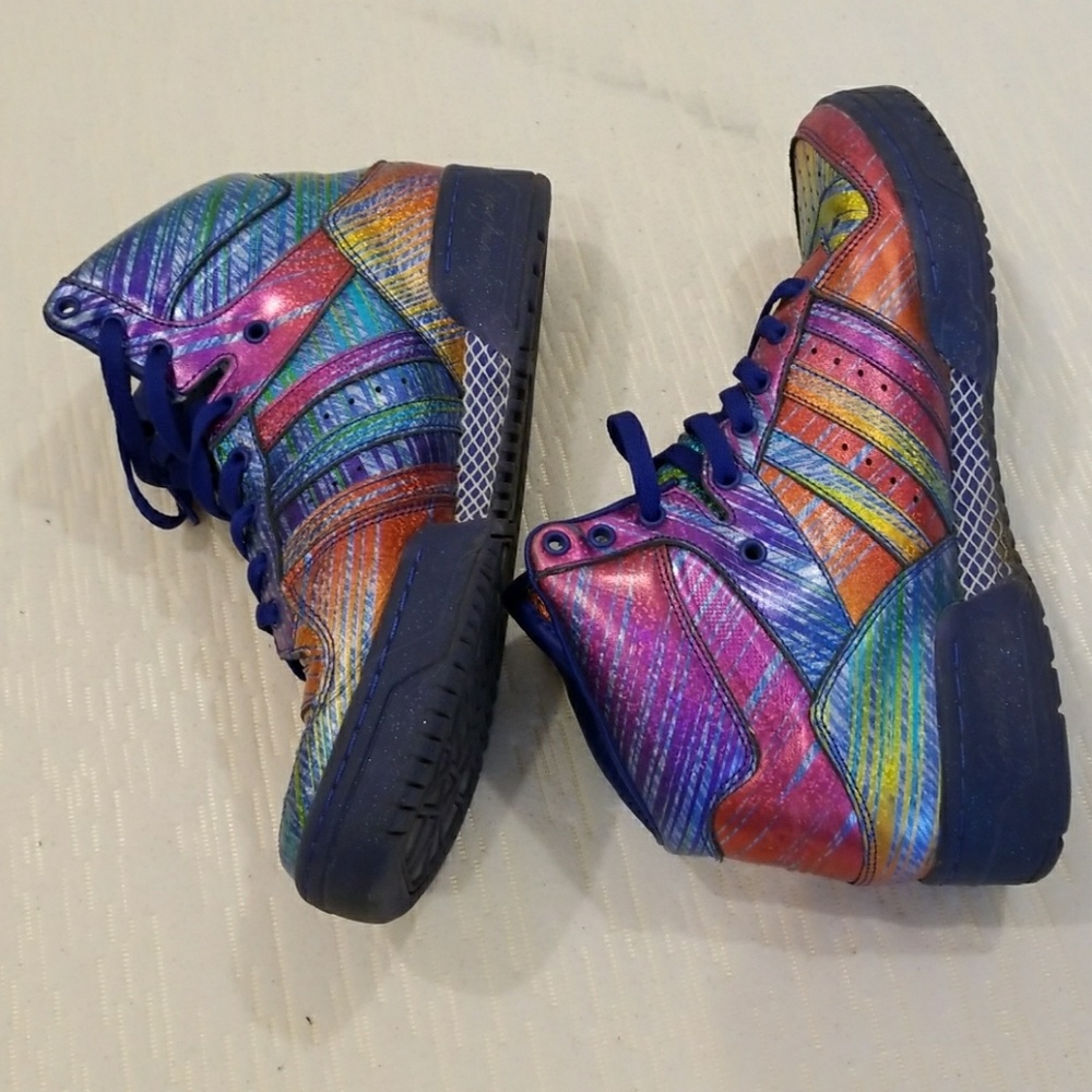 Adidas Jeremy Scott Wings Rainbow Hologram