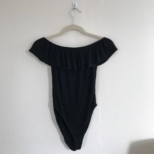 off the shoulder body suit💃🏻