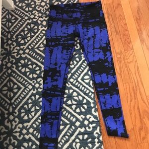 Alo workout pants sizeM!Never warn&great condition