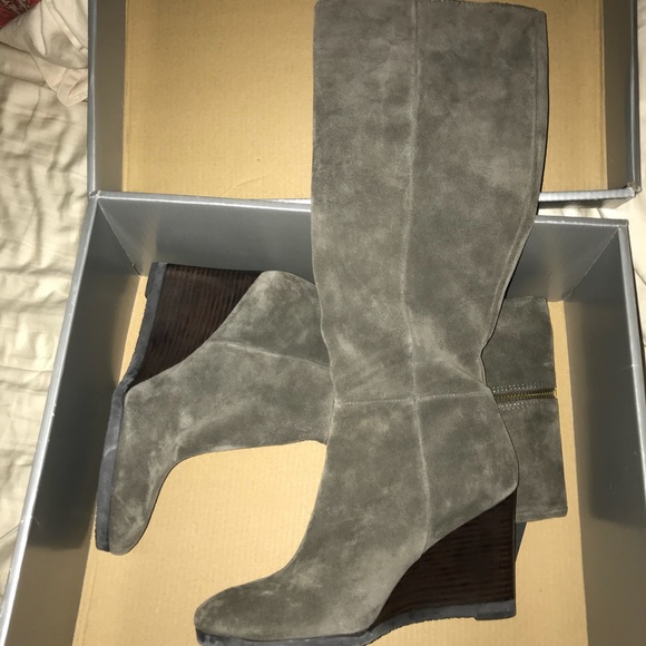 Franco Sarto Suede Grey Boots - Picture 2 of 7