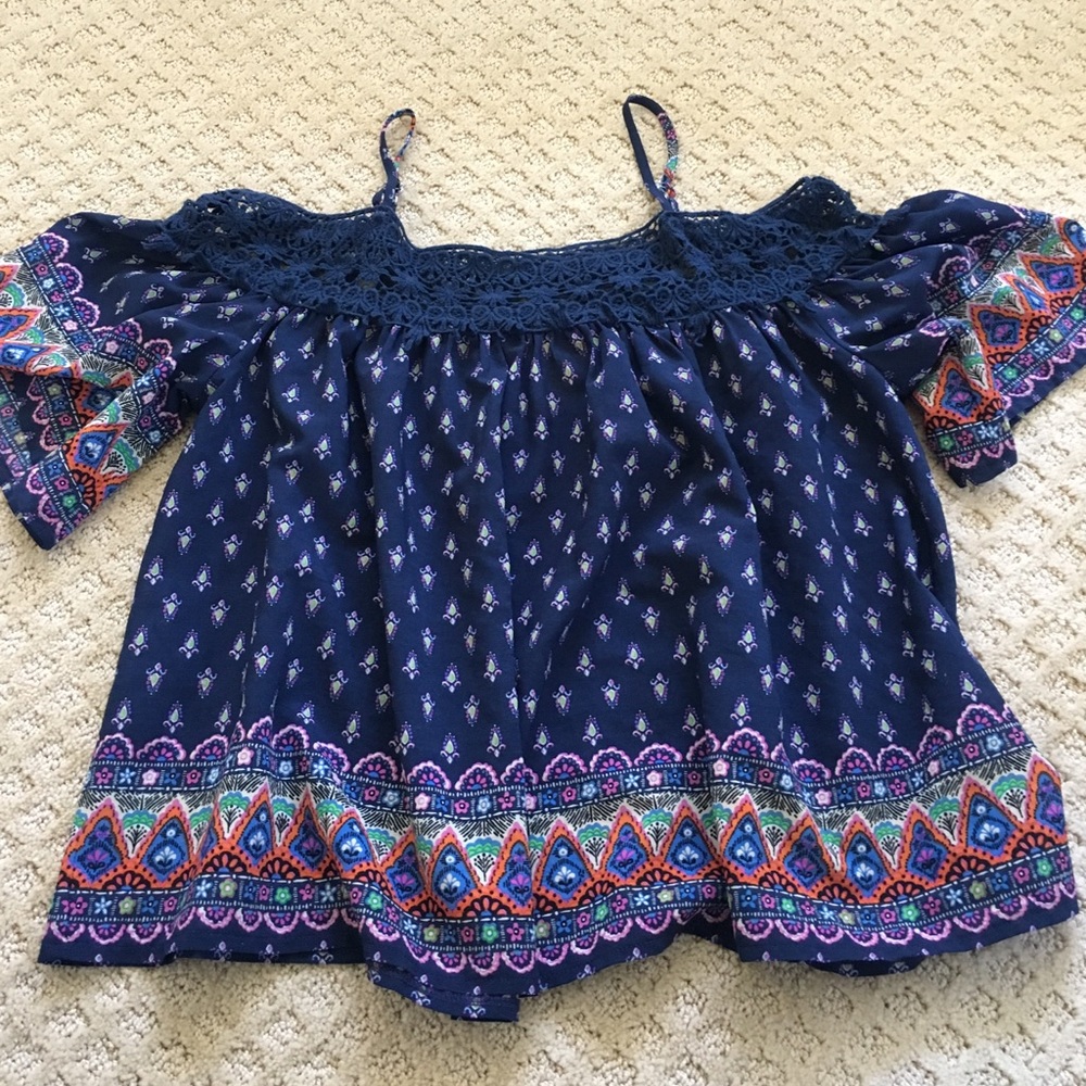 Strapped flow shirt