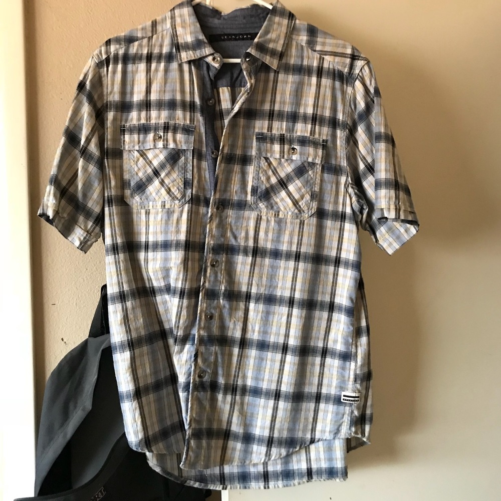 ⭐️FLASH SALE⭐️ Sean John button up Polo Shirt