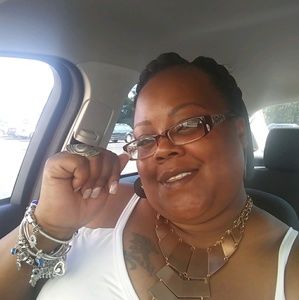 Meet your Posher, Keisha