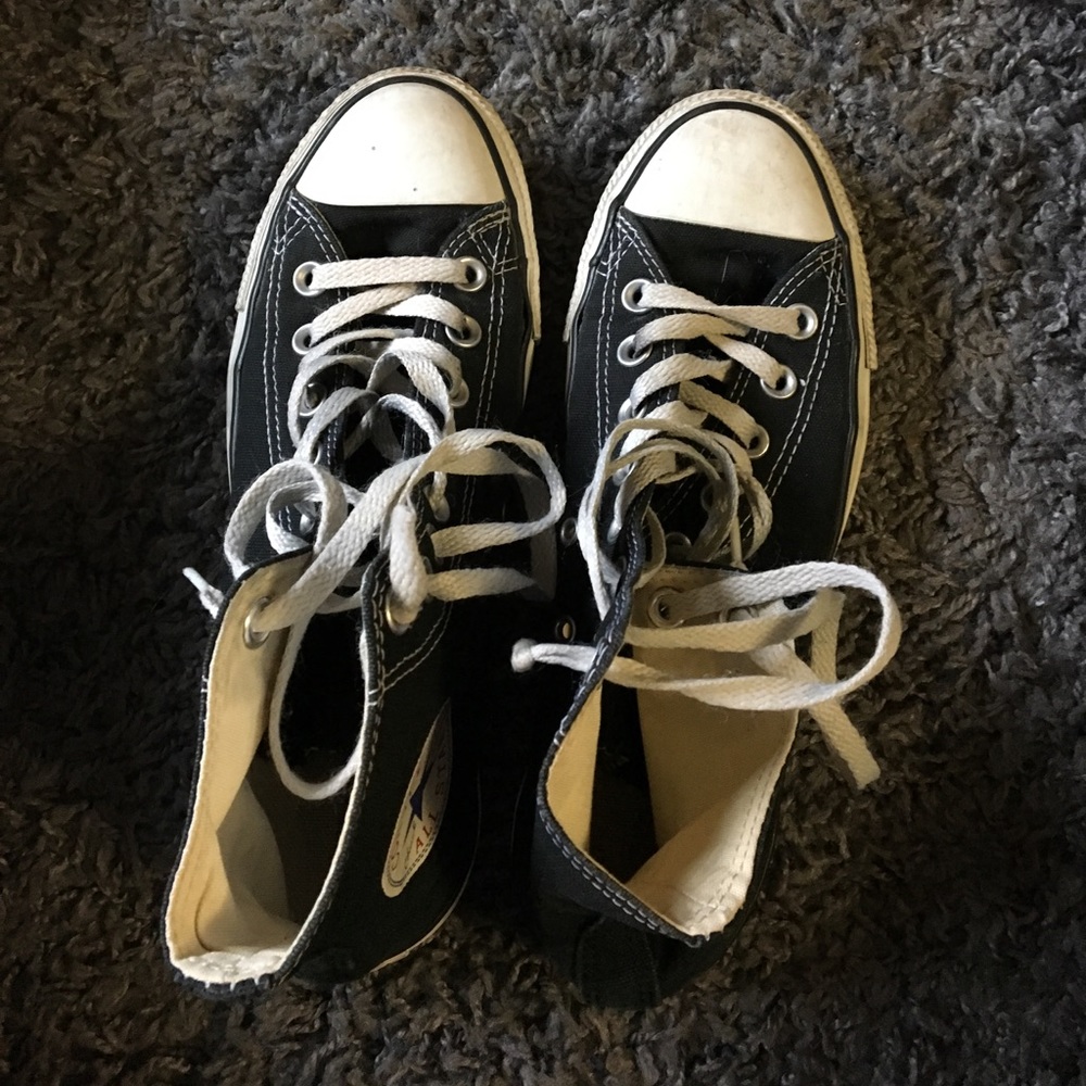 Black converse