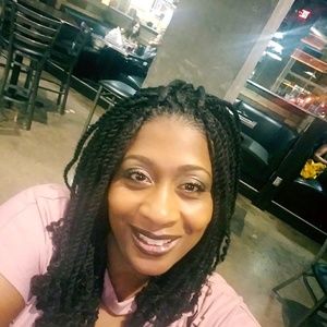 Meet your Posher, Quantina