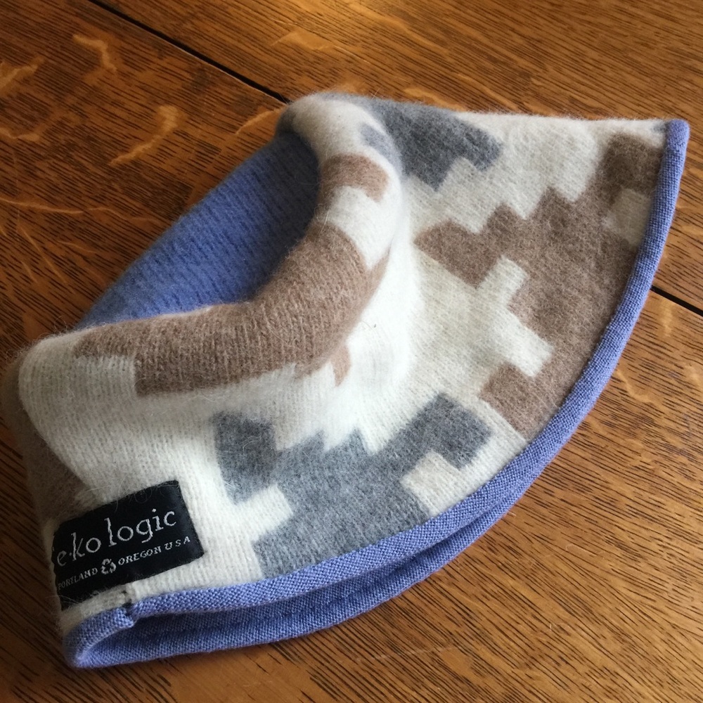 Eko-logic Cashmere Bucket Hat