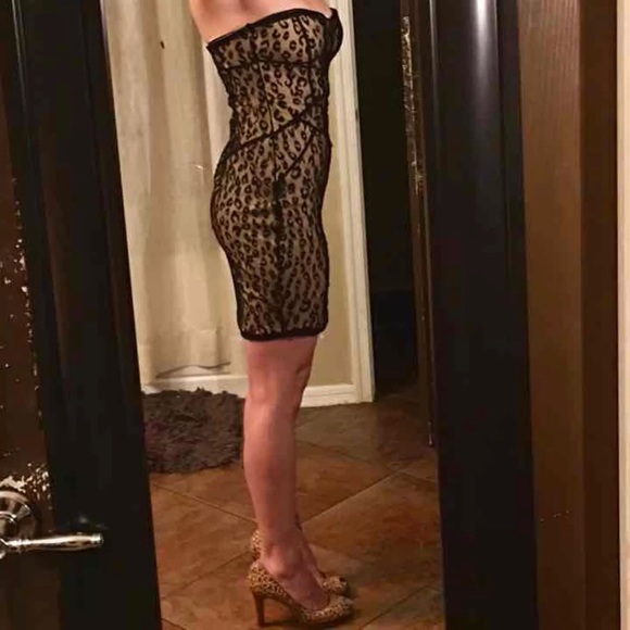 BLACK LACE BEBE DRESS - Picture 4 of 4