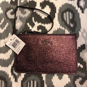 TAGS ON! Coach wallet/wristlet
