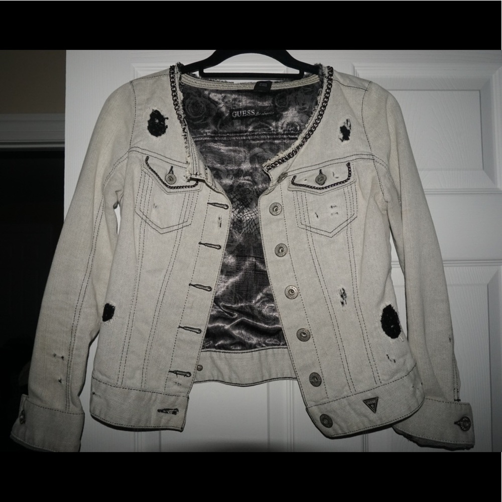 Guess jean jacket with chain detail!