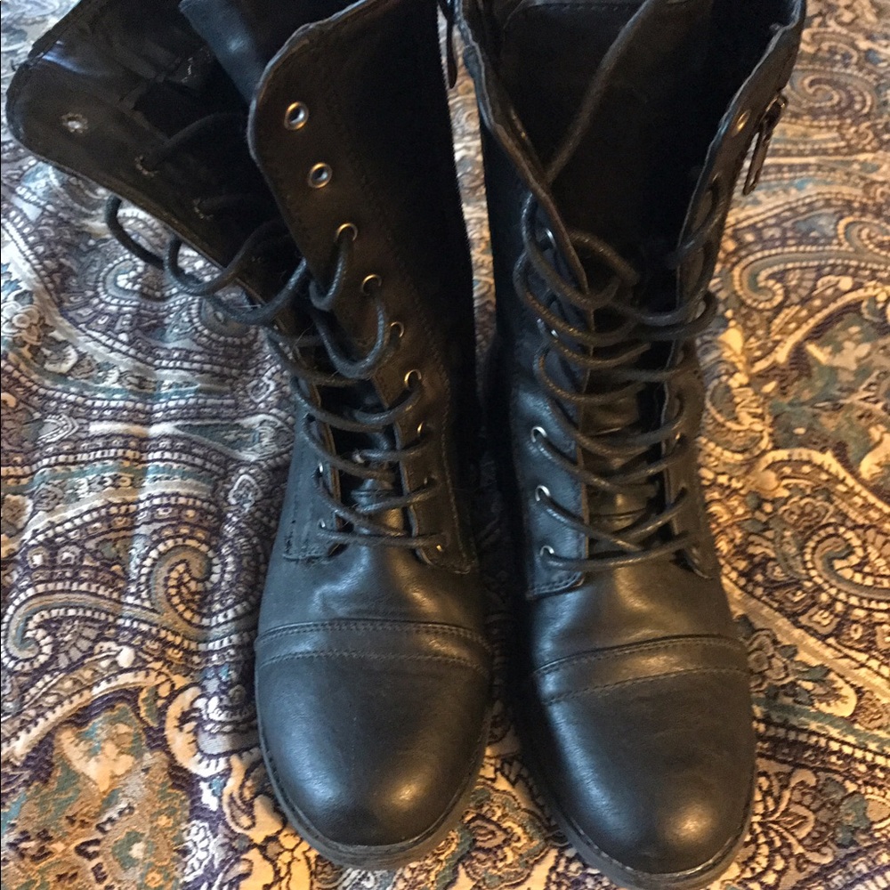 Forever boots size 7