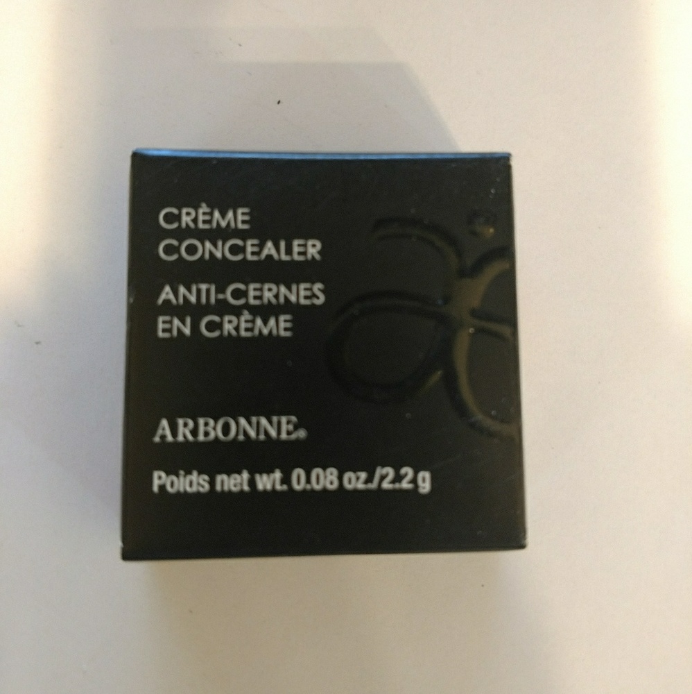 Arbonne Creme Concealer in Light