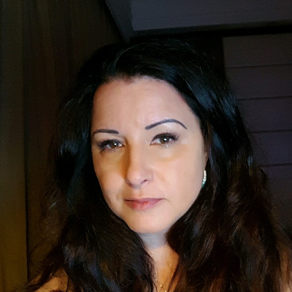 Meet your Posher, Carrie