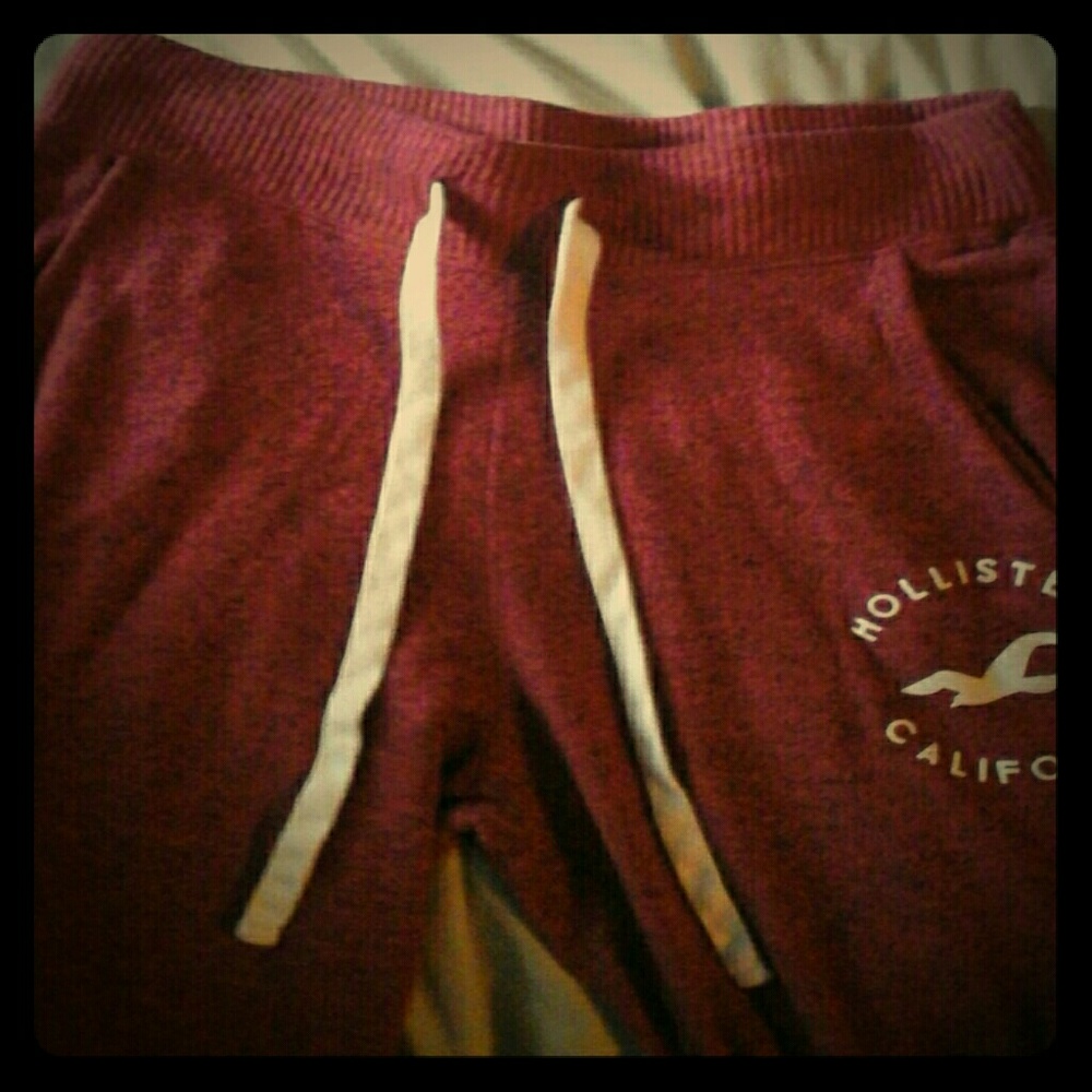 NWOT RED HOLLISTER JOGGERS