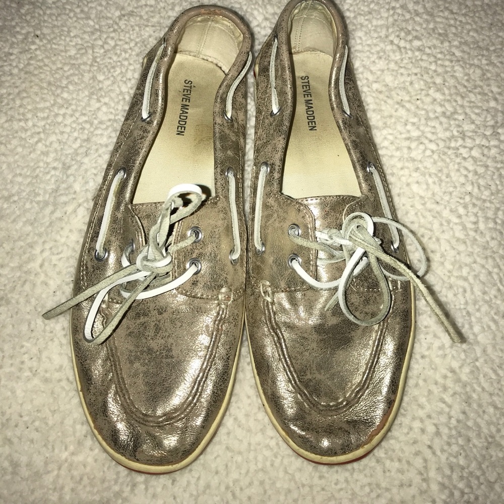 Steve Madden slip ons