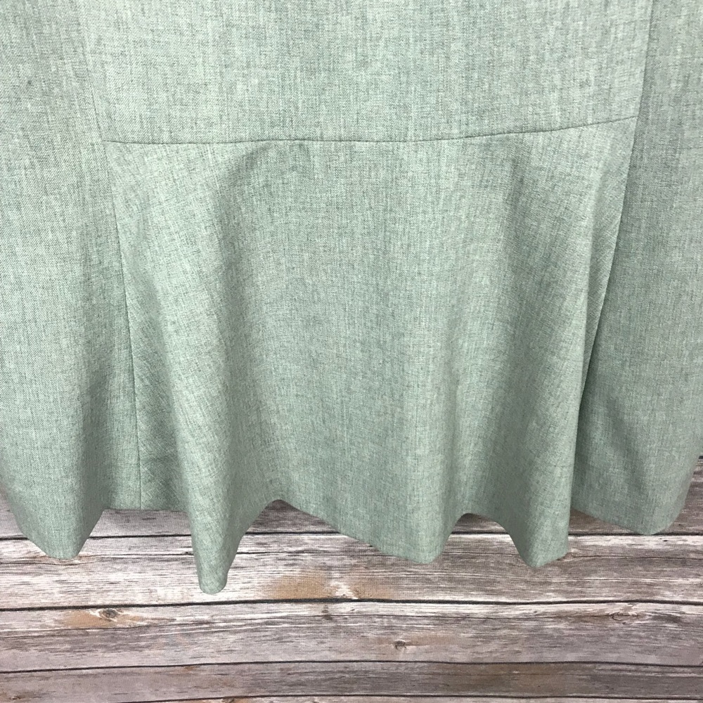 ⬇️ Ralph Lauren Size 6 Tan Pencil Skirt W/ Ruffle - Picture 3 of 7