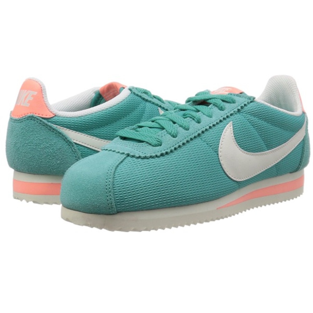 Nike Cortez Mint Sneakers