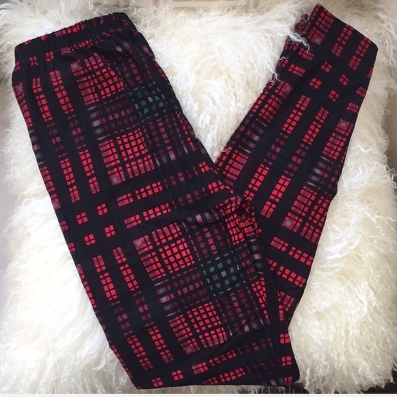 Holiday Plaid Leggings!! - Picture 4 of 4