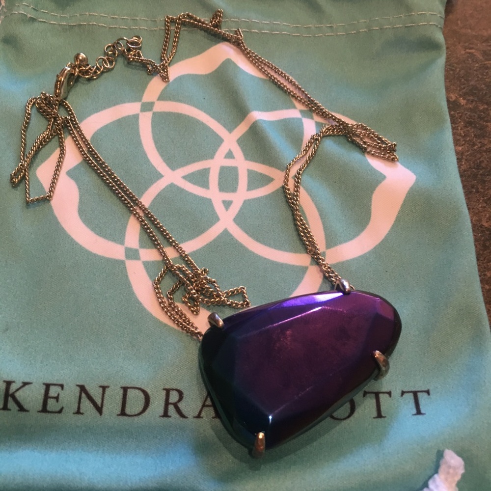 Kendra Scott Black Iridescent Maude Necklace