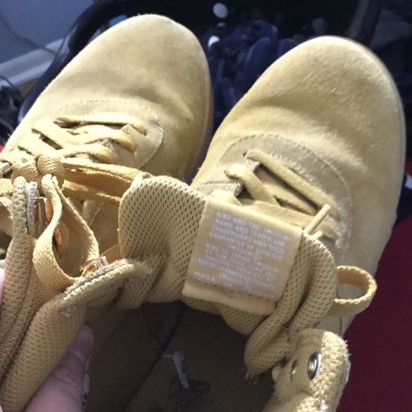 Nike boots (price is negotiable) - Picture 3 of 3