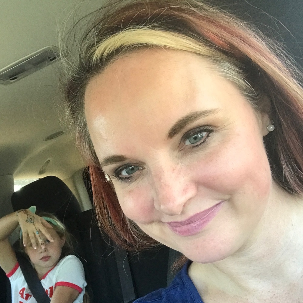 Meet your Posher, April