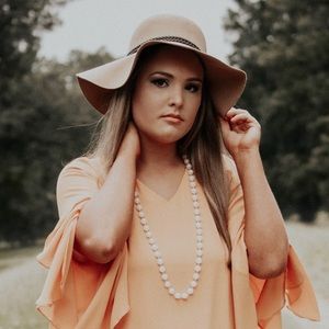 Meet your Posher, Angel