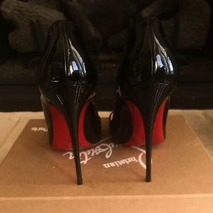 So Kate 120 Patent Black Size: 38