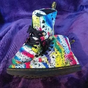Doc Marten Rainbow Hackney Boots