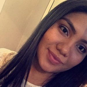 Meet your Posher, Leticia