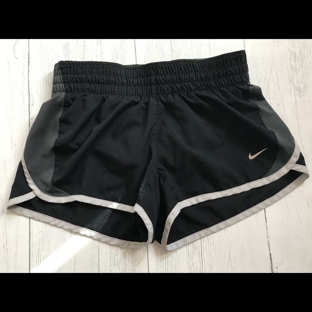 Like new Nike dri fit running shorts