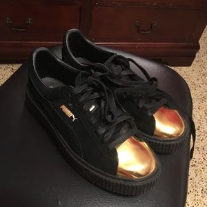 Puma Creepers- black and gold